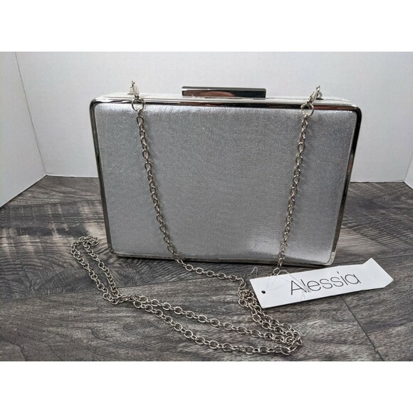 Alessia Red White Blue Stripe Rhinestone Crossbody Chain Clutch Bag USA NWT - Picture 8 of 9